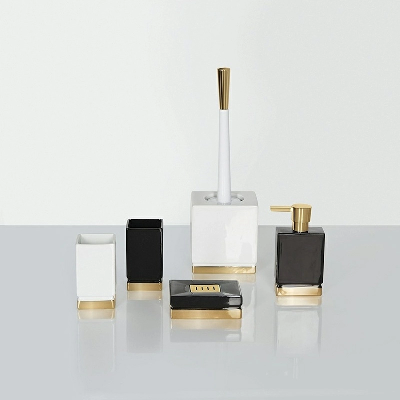 2 Дозатор для жидкого мыла Spirella Roma, черный фото 2